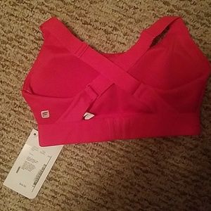 Dania high support sports bra